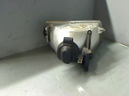 Phare gauche occasion PEUGEOT 309 Phase 2 - 1.9 D