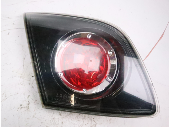 Feu arrière interieur gauche occasion MAZDA 3 I Phase 2 - 1.6 MZR 105ch