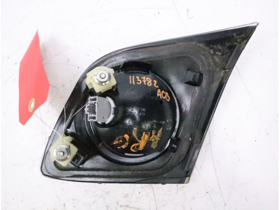 Feu arrière interieur gauche occasion MAZDA 3 I Phase 2 - 1.6 MZR 105ch