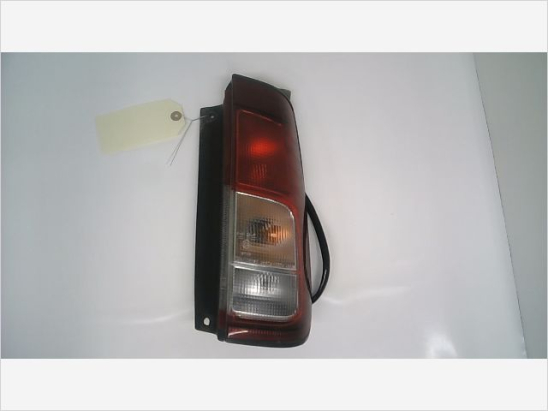 Feu arrière droit occasion SUZUKI IGNIS I Phase 1 - 1.3 GL