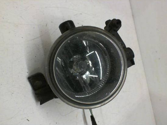 PHARE ANTIBROUILLARD AVD