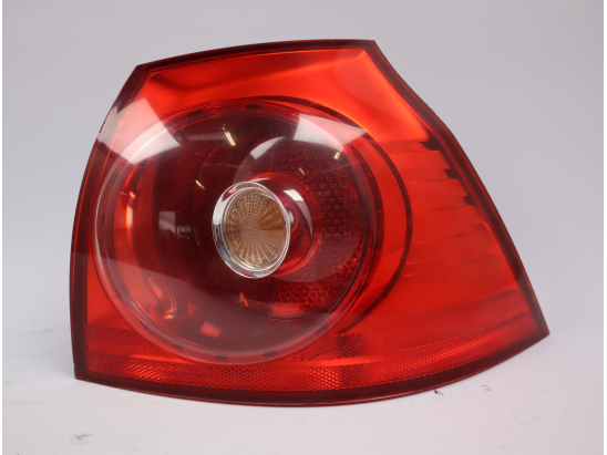 Feu arrière droit occasion VOLKSWAGEN GOLF V Phase 1 - 1.9 TDI 105ch
