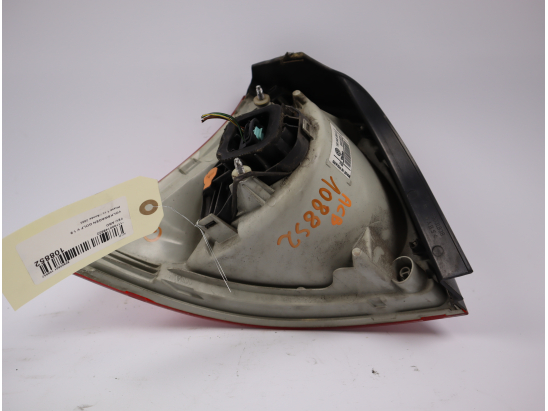 Feu arrière droit occasion VOLKSWAGEN GOLF V Phase 1 - 1.9 TDI 105ch