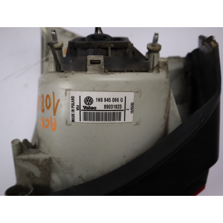 Feu arrière droit occasion VOLKSWAGEN GOLF V Phase 1 - 1.9 TDI 105ch