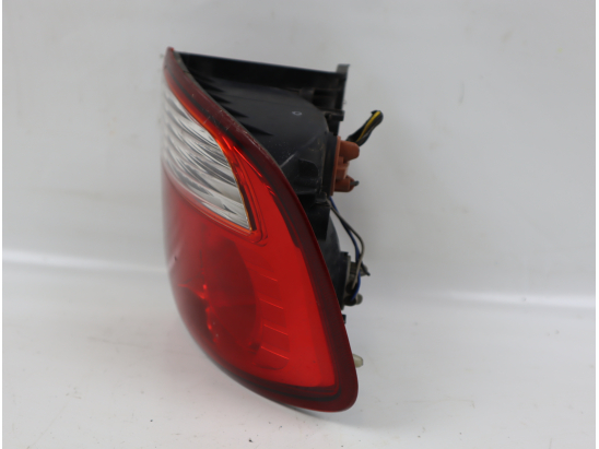 Feu arrière interieur gauche occasion SSANGYONG KYRON Phase 2 - 2.7 XDI 165ch