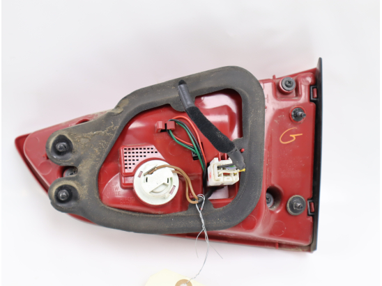 Feu arrière interieur gauche occasion KIA CEE D II Phase 1 BREAK - 1.6 CRDI 110ch