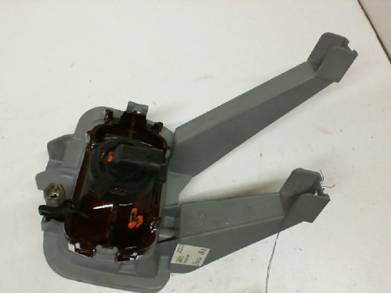 PHARE ANTIBROUILLARD AVD