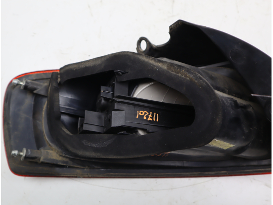 Feu arrière droit occasion FIAT CROMA II Phase 1 - 1.9 DT 8v MULTIJET 120ch