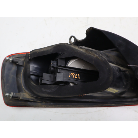 Feu arrière droit occasion FIAT CROMA II Phase 1 - 1.9 DT 8v MULTIJET 120ch