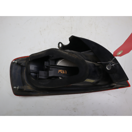 Feu arrière droit occasion FIAT CROMA II Phase 1 - 1.9 DT 8v MULTIJET 120ch