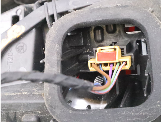 Feu arrière droit occasion SKODA FABIA III Phase 2 - 1.0 TSI 95ch