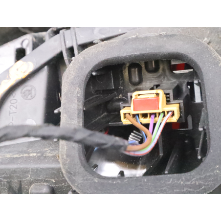 Feu arrière droit occasion SKODA FABIA III Phase 2 - 1.0 TSI 95ch