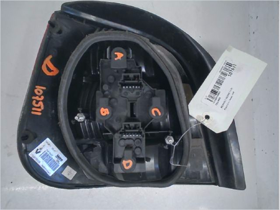 Feu arrière droit occasion RENAULT MEGANE SCENIC I Phase 2 - 1.6 16v
