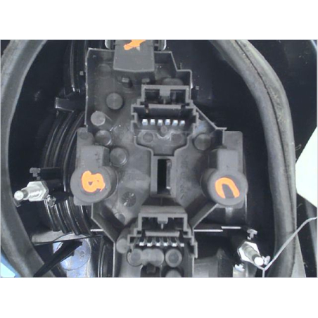 Feu arrière droit occasion RENAULT MEGANE SCENIC I Phase 2 - 1.6 16v