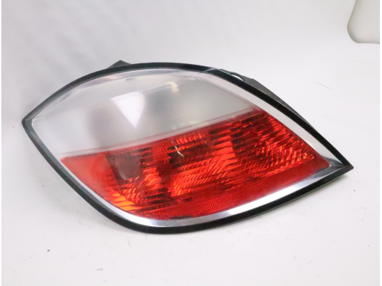 Feu arrière gauche occasion OPEL ASTRA III Phase 1 - 1.6 TWINPORT 105ch