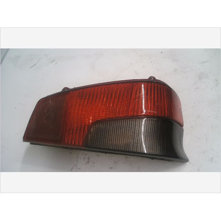 Feu arrière droit occasion PEUGEOT 106 Phase 1 - 1.0i