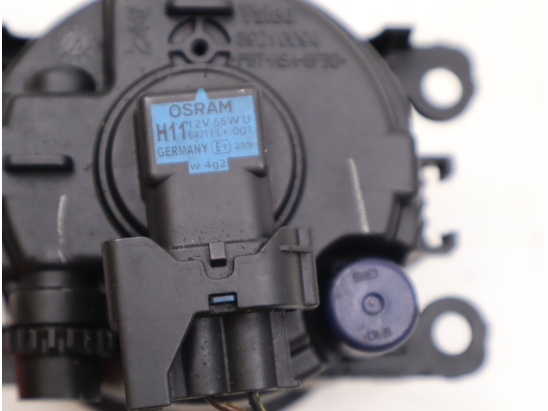 PHARE ANTIBROUILLARD AVG