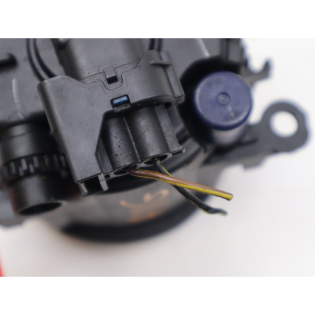 PHARE ANTIBROUILLARD AVG