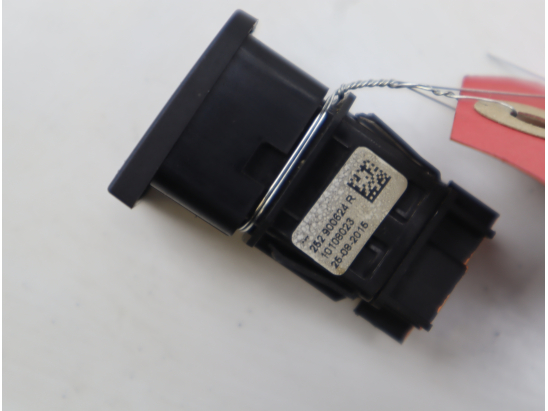 Bouton de warning occasion RENAULT KADJAR Phase 1 - 1.2 TCE 130ch