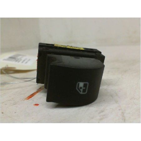 Commande leve-glace porte arrière droite occasion FIAT BRAVO II Phase 1 - 1.6 DT MULTIJET 16v 105ch