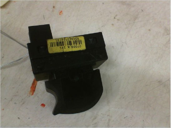 Commande leve-glace porte arrière droite occasion FIAT BRAVO II Phase 1 - 1.6 DT MULTIJET 16v 105ch