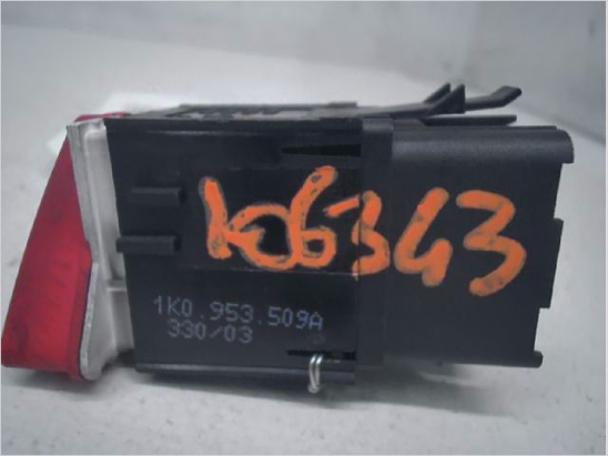 Bouton de warning occasion VOLKSWAGEN GOLF V Phase 1 - 1.9 TDI 105ch