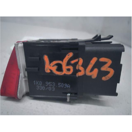 Bouton de warning occasion VOLKSWAGEN GOLF V Phase 1 - 1.9 TDI 105ch