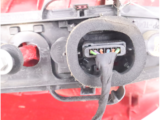 Feu arrière droit occasion CITROEN C2 Phase 1 - 1.4i