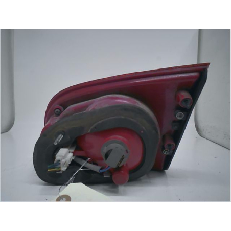 Feu arrière interieur gauche occasion HYUNDAI SANTA FE II Phase 1 - 2.2 CRDI 155ch 4WD