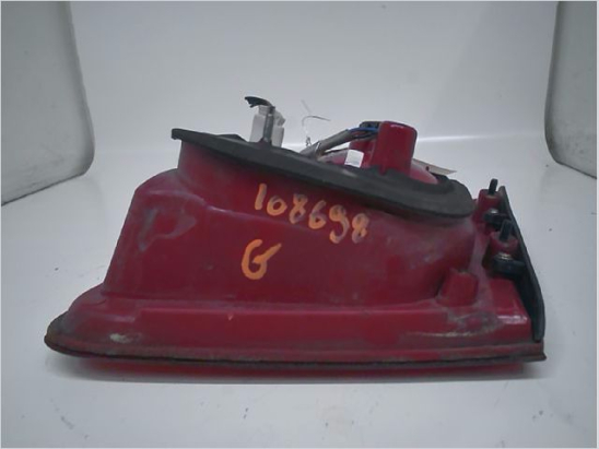 Feu arrière interieur gauche occasion HYUNDAI SANTA FE II Phase 1 - 2.2 CRDI 155ch 4WD