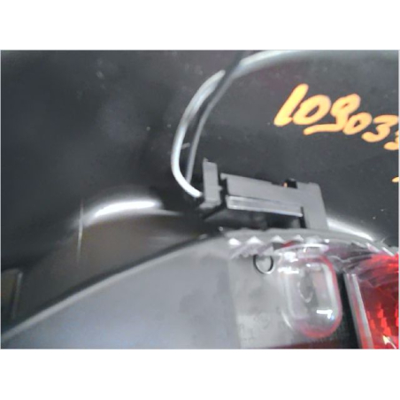 FEUX STOP SUPPLEMENTAIRE