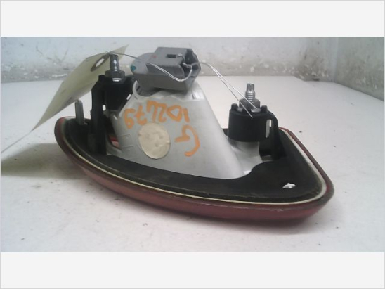 Feu arrière interieur gauche occasion RENAULT TWINGO II Phase 2 - 1.5 DCI 75ch