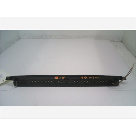 Feux stop supplementaire occasion VOLKSWAGEN GOLF IV Phase 1 - 1.9 SDI