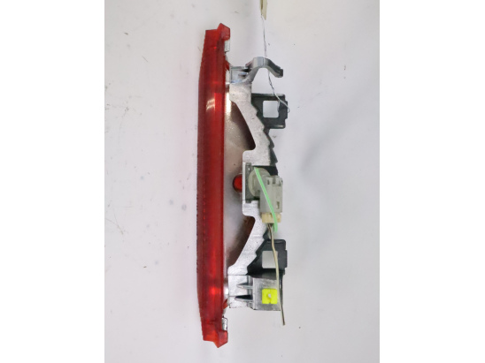 Feux stop supplementaire occasion TOYOTA YARIS I Phase 2 - 1.3i 87ch