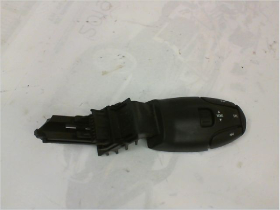 Commande autoradio occasion PEUGEOT 206 Phase 1 - 1.4i
