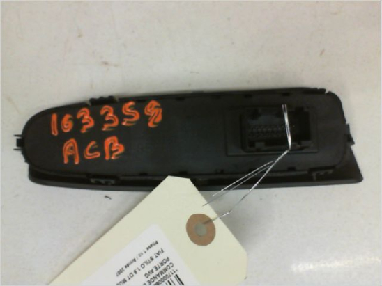 Commande lève-glace porte avant gauche occasion FIAT STILO Phase 1 - 1.9 DT MULTIJET 120ch