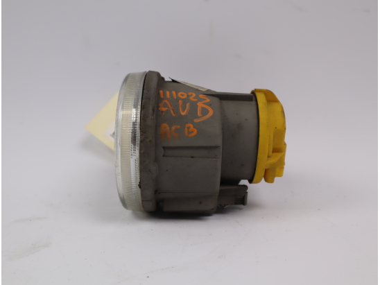 PHARE ANTIBROUILLARD AVD