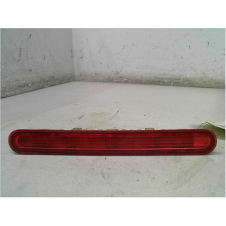 Feux stop supplementaire occasion PEUGEOT 207 Phase 1 - 1.6 HDI 16v 110ch