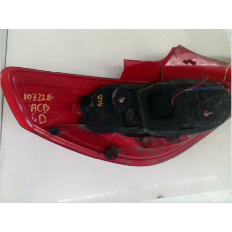 Feu arrière droit occasion OPEL CORSA IV Phase 1 - 1.2 TWINPORT 80ch