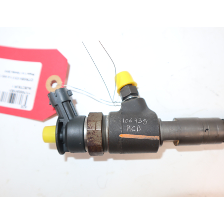 Injecteur occasion CITROEN C3 II Phase 1 - 1.4 HDi 70ch