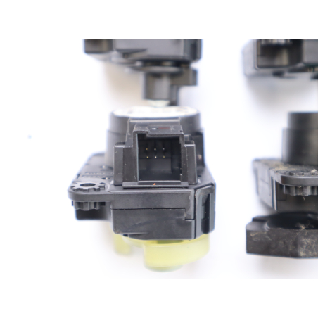 MOTEUR VOLET DE CHAUFFAGE