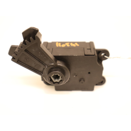 Moteur volet de chauffage occasion PEUGEOT 208 Phase 2 - 1.6 BLUE HDI 75ch