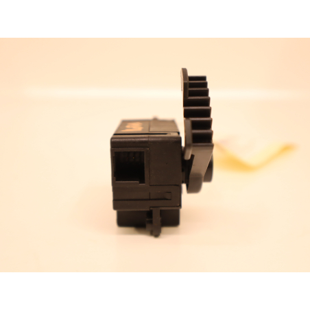 Moteur volet de chauffage occasion PEUGEOT 208 Phase 2 - 1.6 BLUE HDI 75ch