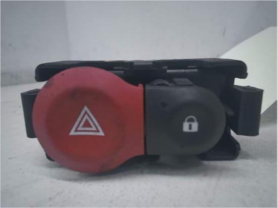 Bouton de warning occasion RENAULT CLIO III Phase 2 - 1.5 DCI 90ch