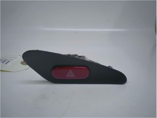 Bouton de warning occasion PEUGEOT 406 Phase 2 - 2.2 HDI 133ch