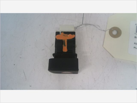 Bouton de warning occasion PEUGEOT PARTNER III Phase 1 - 1.6 HDI 100ch