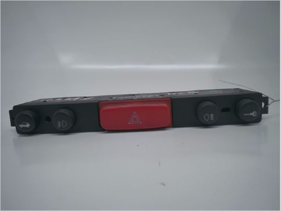 Bouton de warning occasion ALFA ROMEO 147 Phase 1 - 1.9 JTD 140ch