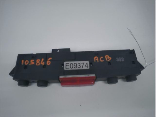 Bouton de warning occasion ALFA ROMEO 147 Phase 1 - 1.9 JTD 140ch