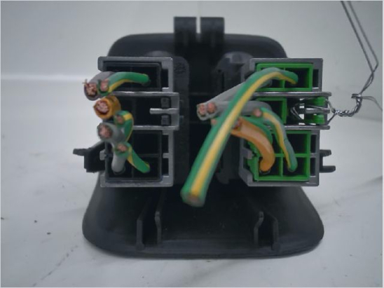 Commande lève-glace porte avant gauche occasion PEUGEOT 206 Phase 1 - 1.6i 16v