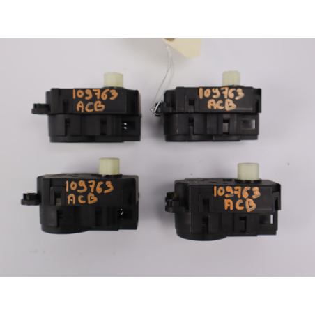 Moteur volet de chauffage occasion RENAULT MEGANE III Phase 2 - 1.5 DCI 8v 110ch